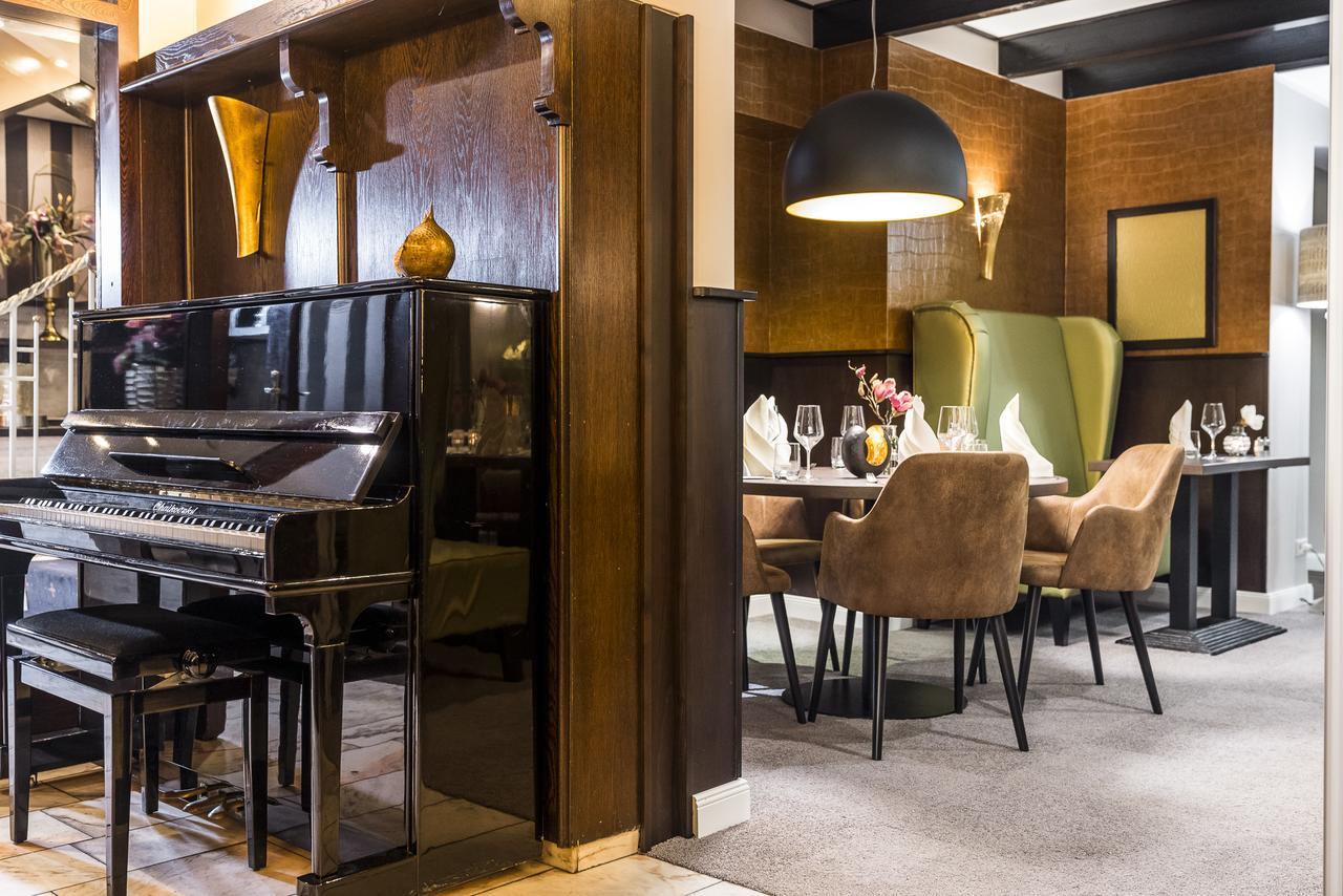 Hotel Tiek Superior Мепен Екстериор снимка